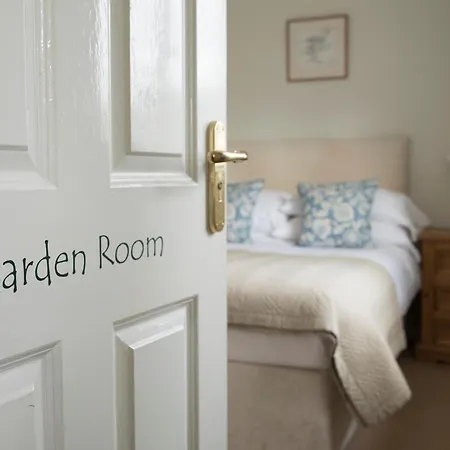 Pear Tree House Bed and Breakfast Pickering