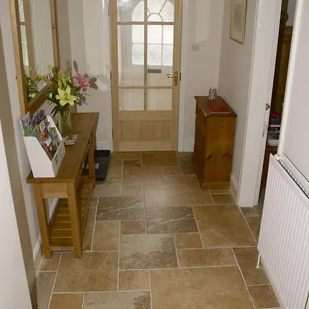 Pear Tree House Bed and Breakfast 4*