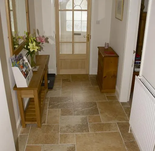 Pear Tree House Bed & Breakfast 4*