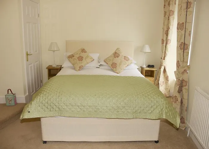 Pear Tree House Bed & Breakfast Pickering